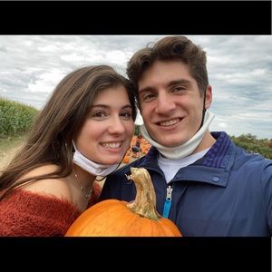 Meet your Posher, Lydia